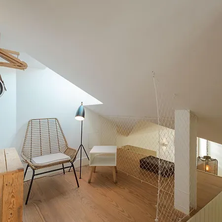 Almaria - Officina Real | Chiado * Lisbona