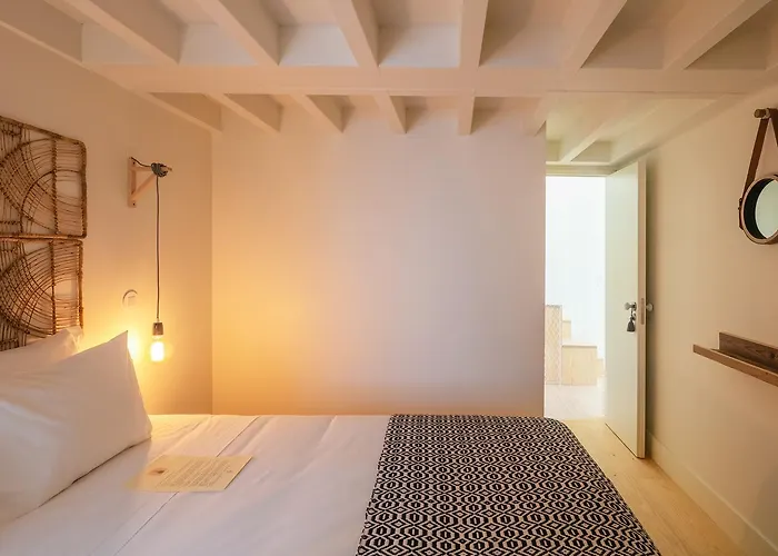Almaria - Officina Real | Chiado * Lisbona