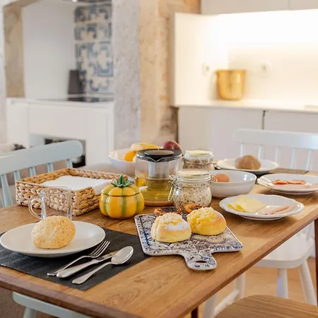 Almaria - Officina Real | Chiado Lisbon
