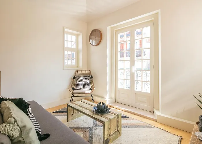 Almaria - Officina Real | Chiado